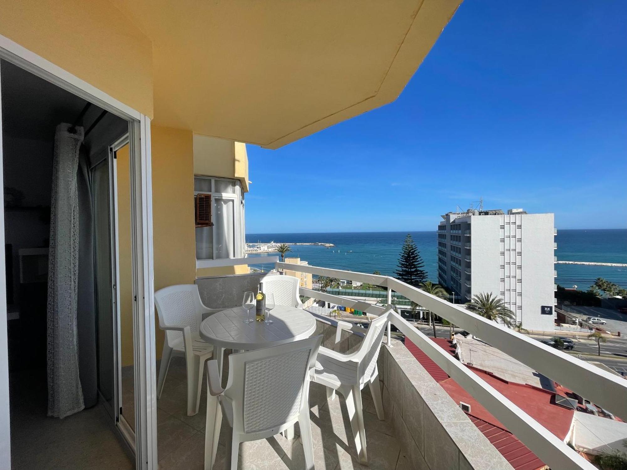 Apartamento Vistas Al Mar Y Al Puerto Deportivo Benalmádena Exterior foto